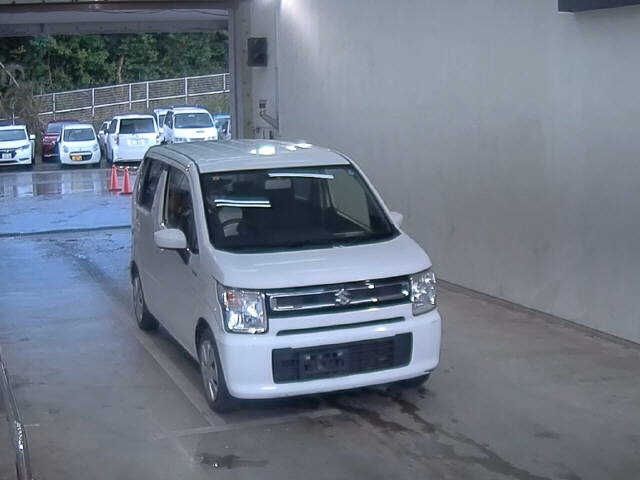 150 Suzuki Wagon r MH55S 2017 г. (JU Okinawa)